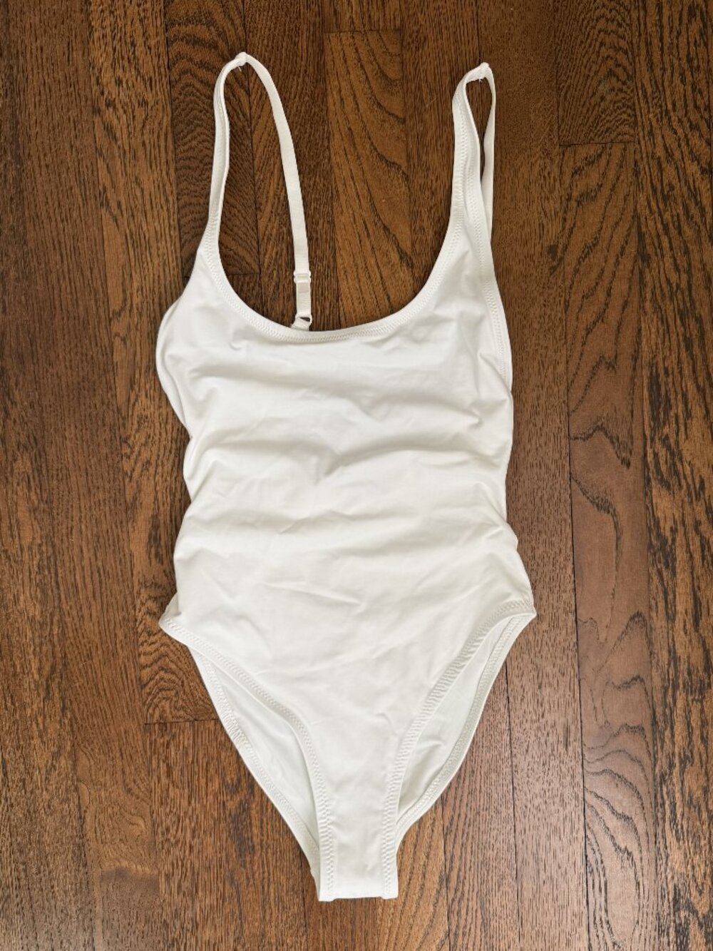 SKIMS Signature Swim Scoop Neck One Piece Snow - Minimal Adjustable Strap - XS